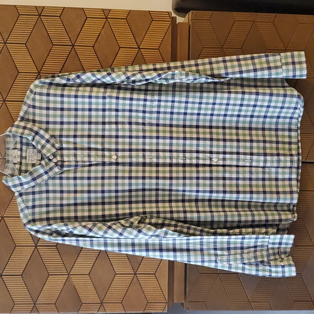 Slim fit Men's Organic Button Down Shirts.